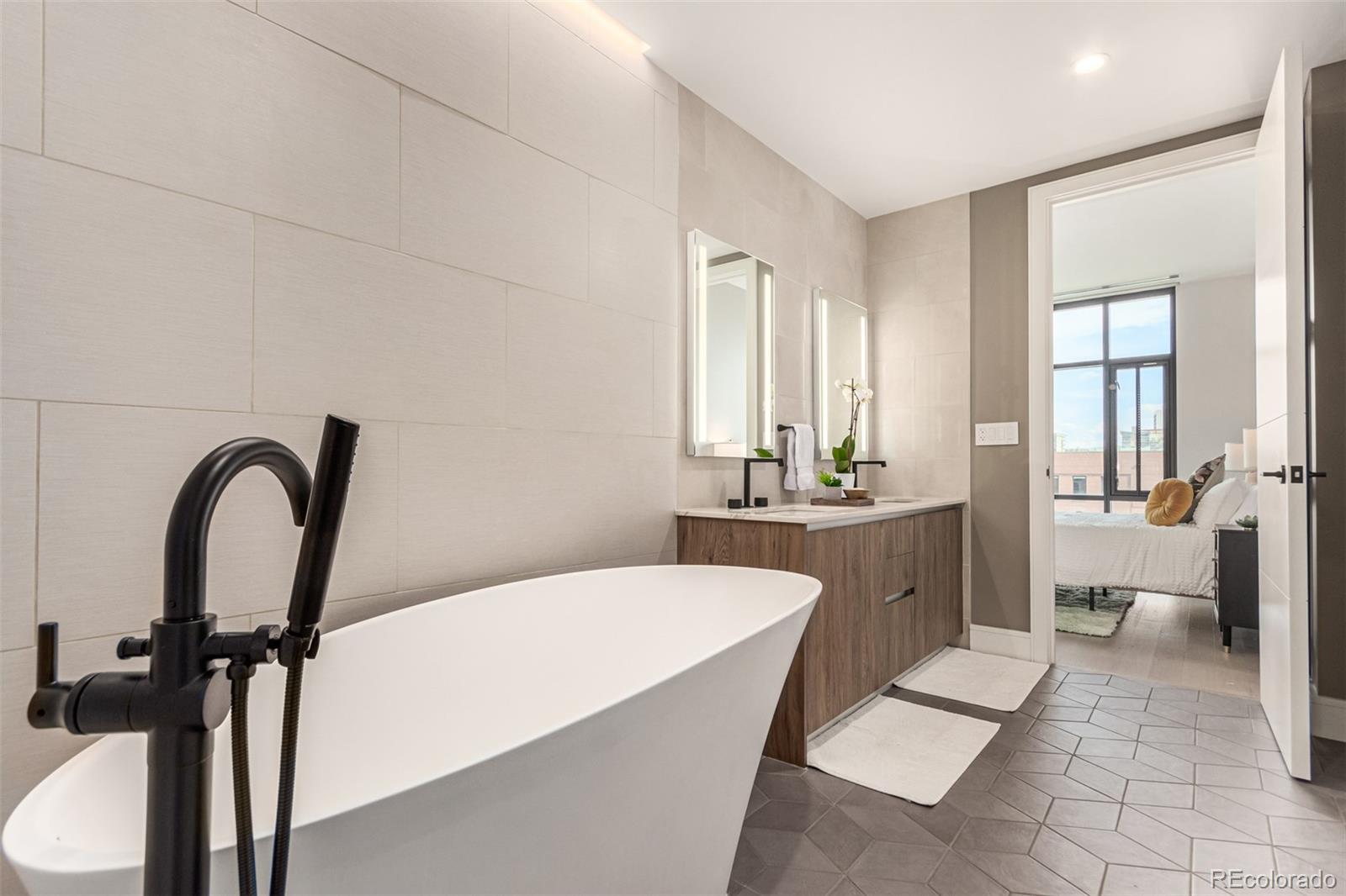 1901 Wazee Street Unit: 807
