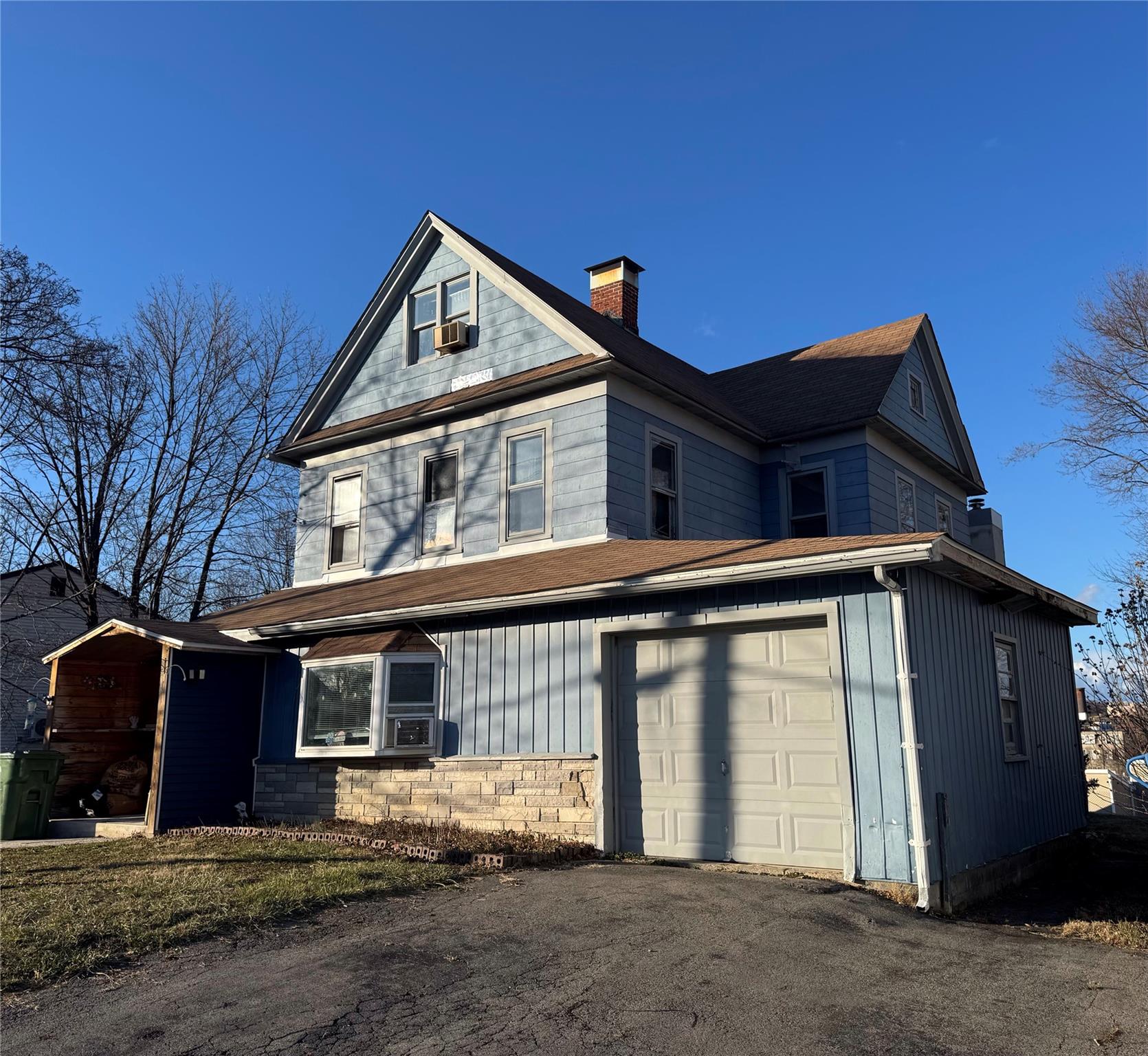 7-9 Wilbur Avenue