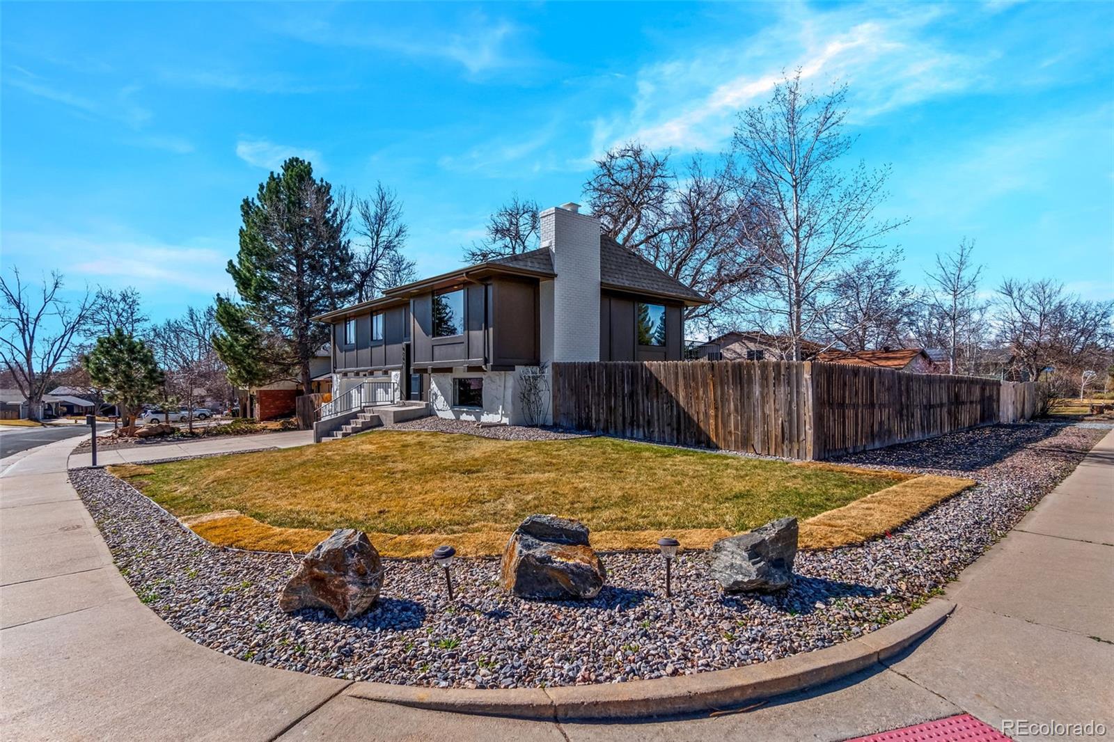 8243 Everett Way
