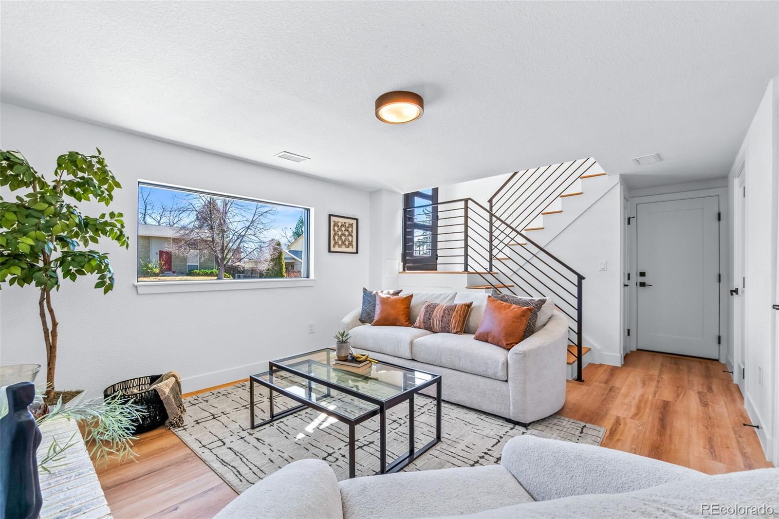8243 Everett Way