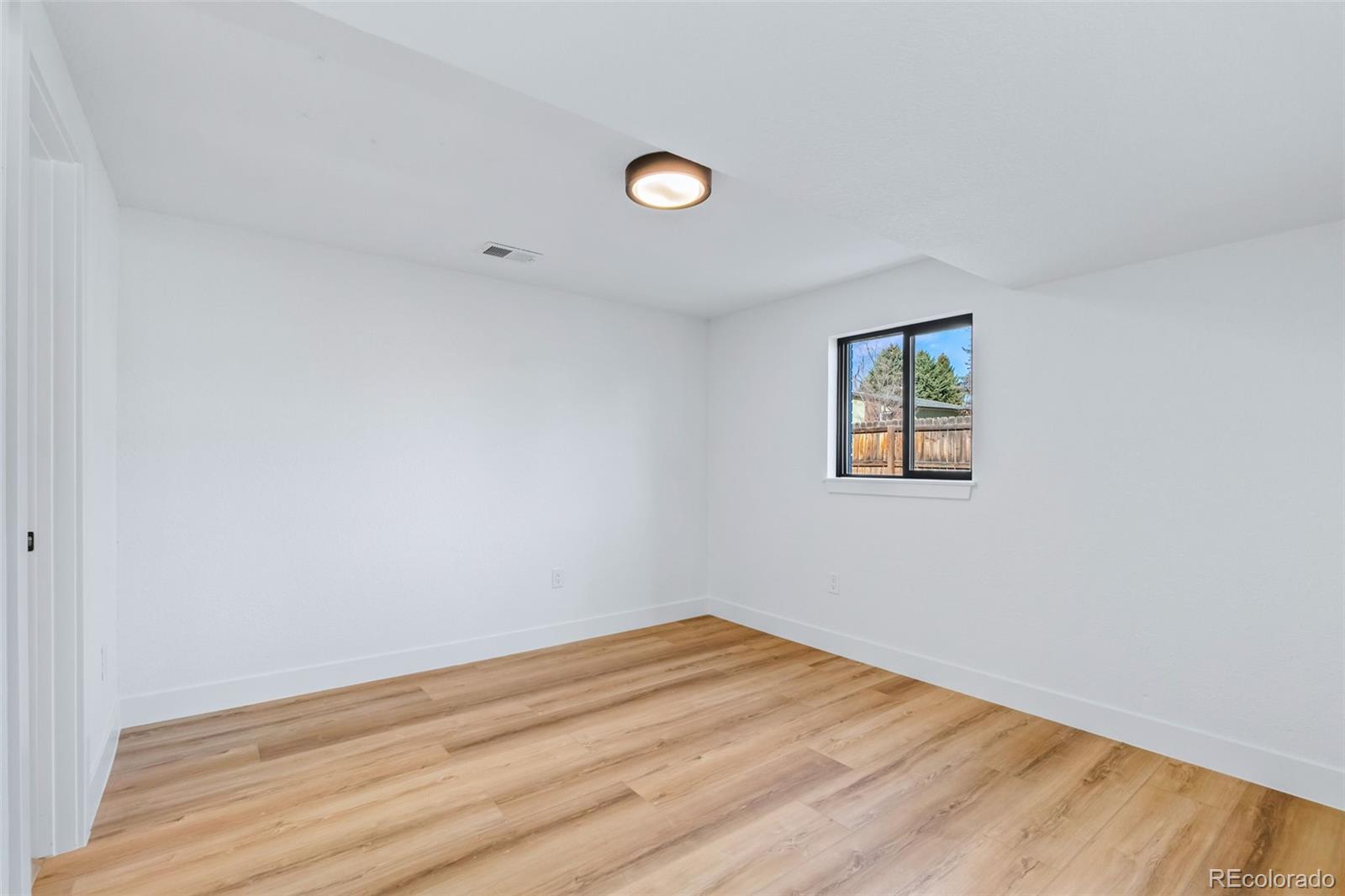 8243 Everett Way