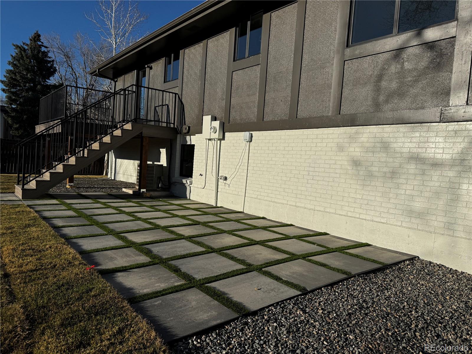 8243 Everett Way