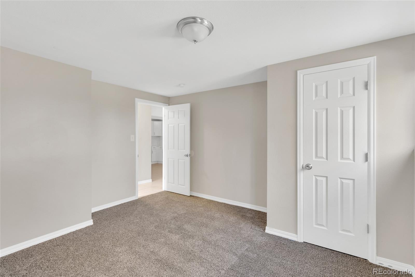 12711 W Jewell Circle