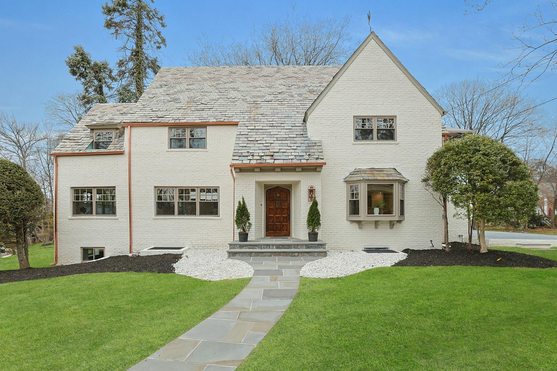 41 Glenmore Drive