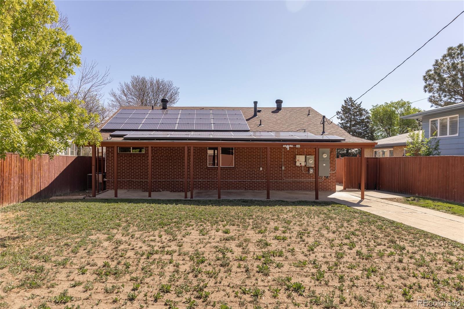 957 Wolff Street