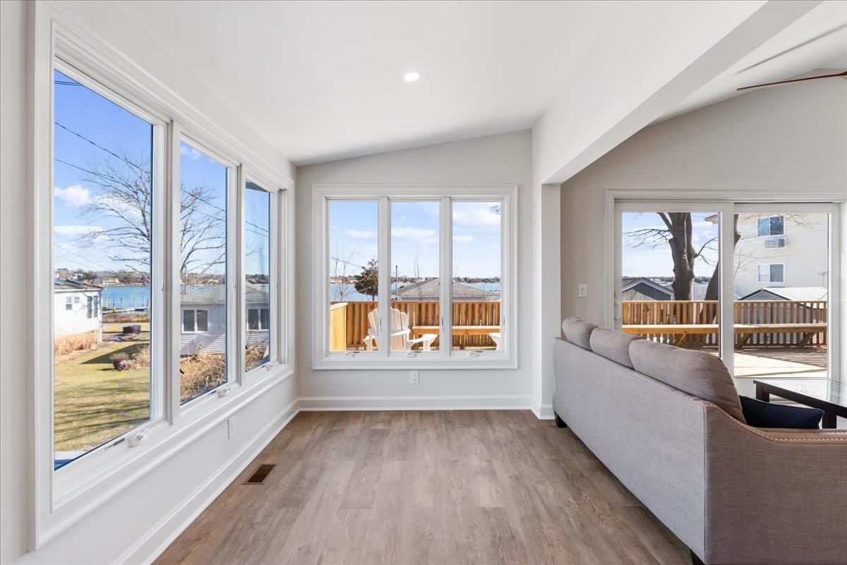 73 W Tiana Road Unit: 11