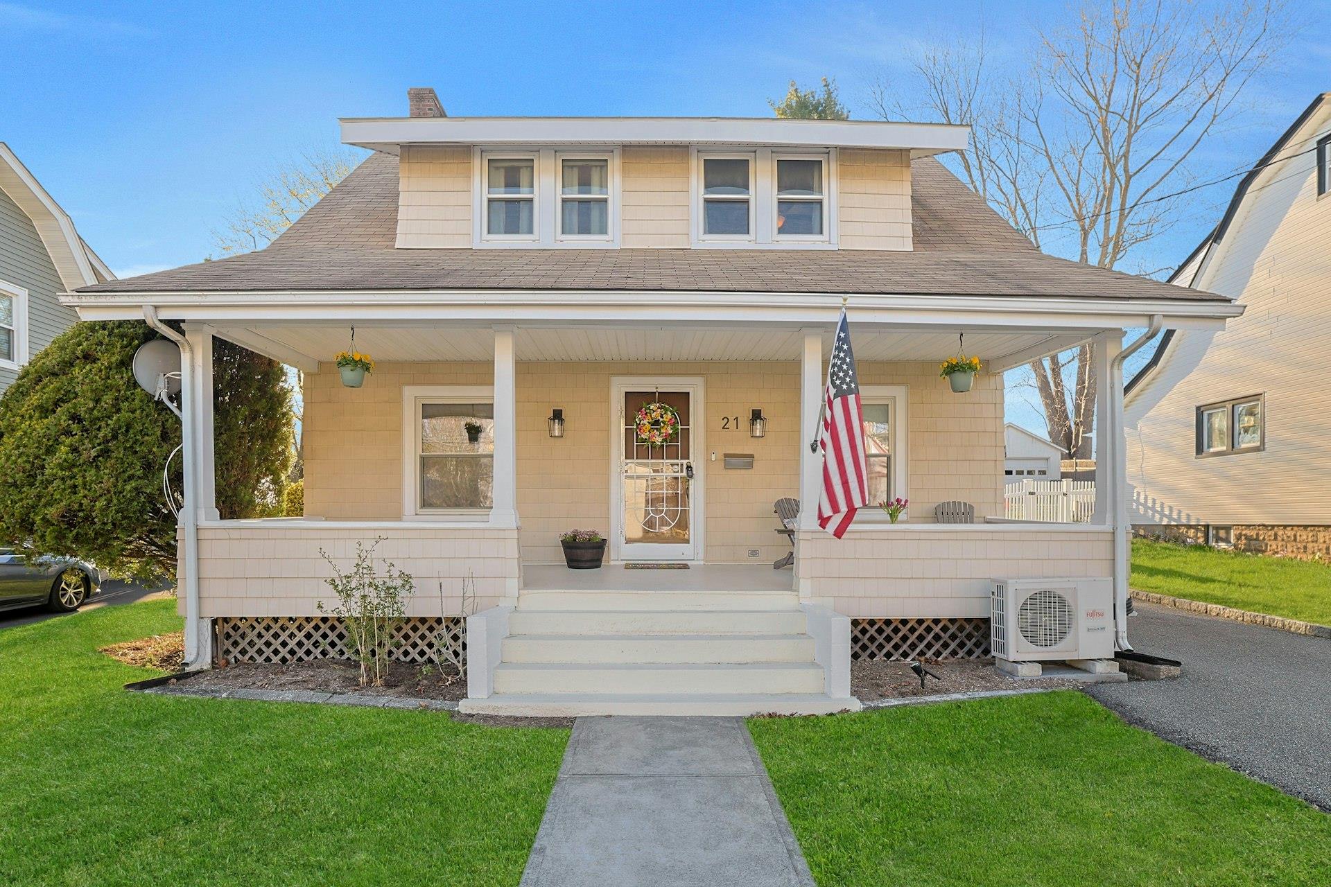 21 Calam Avenue