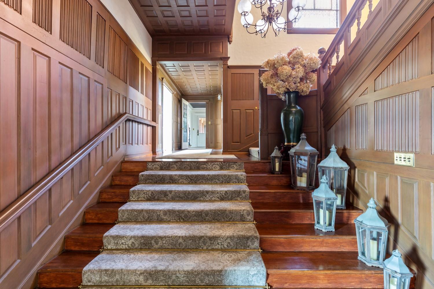 31 Fort Hill Drive
