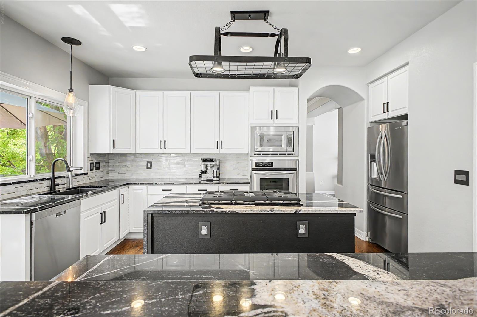 3014 W 111th Place