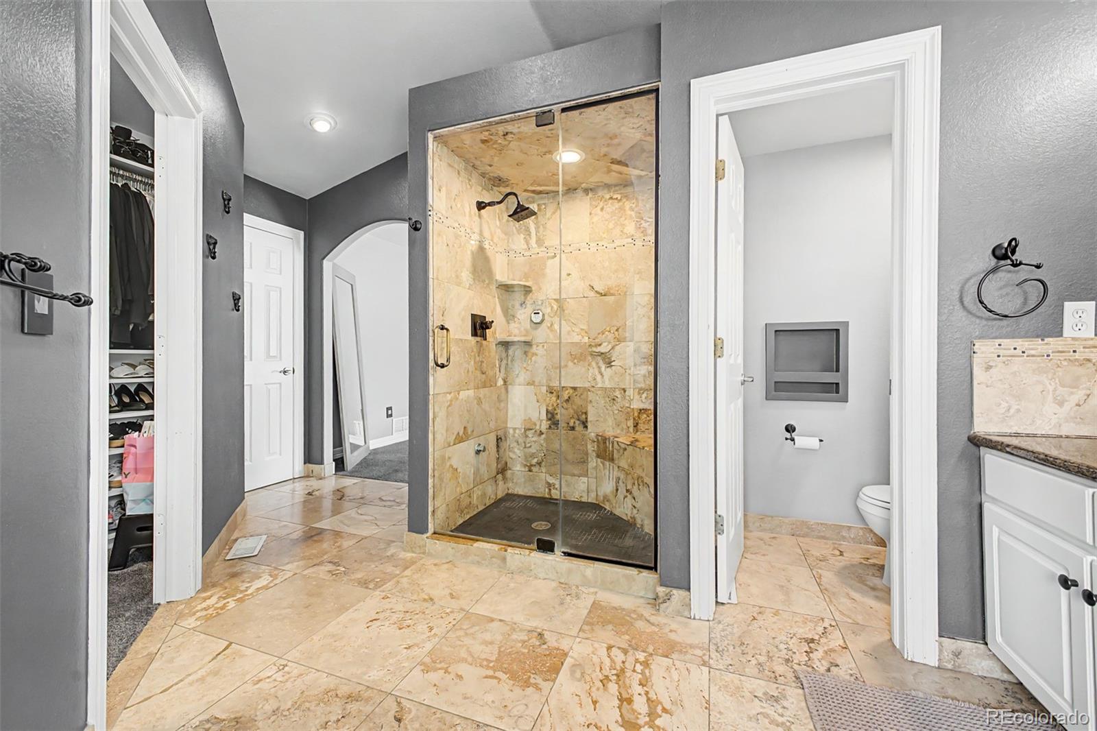 3014 W 111th Place