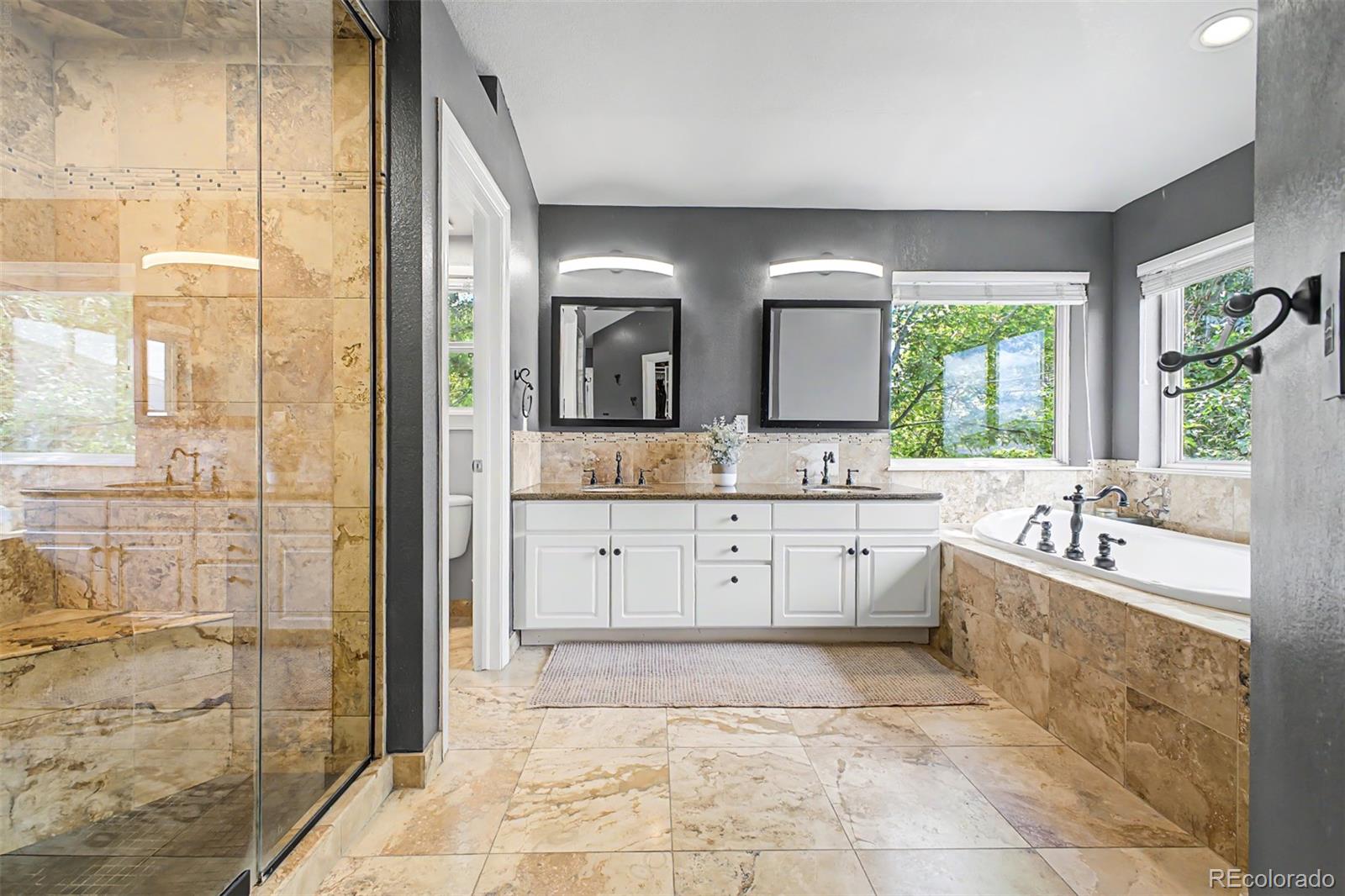 3014 W 111th Place