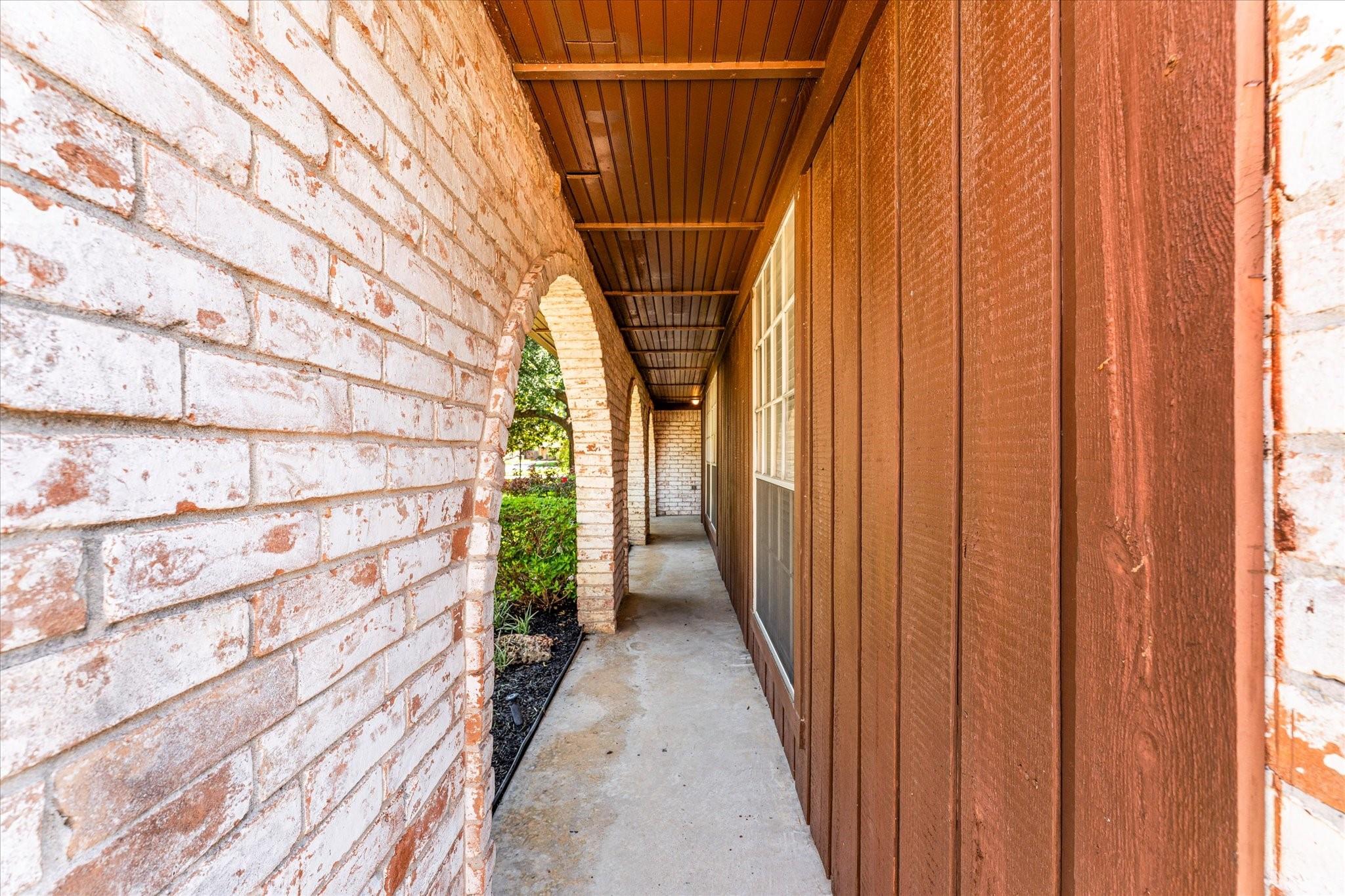 4711 Carbrook Court