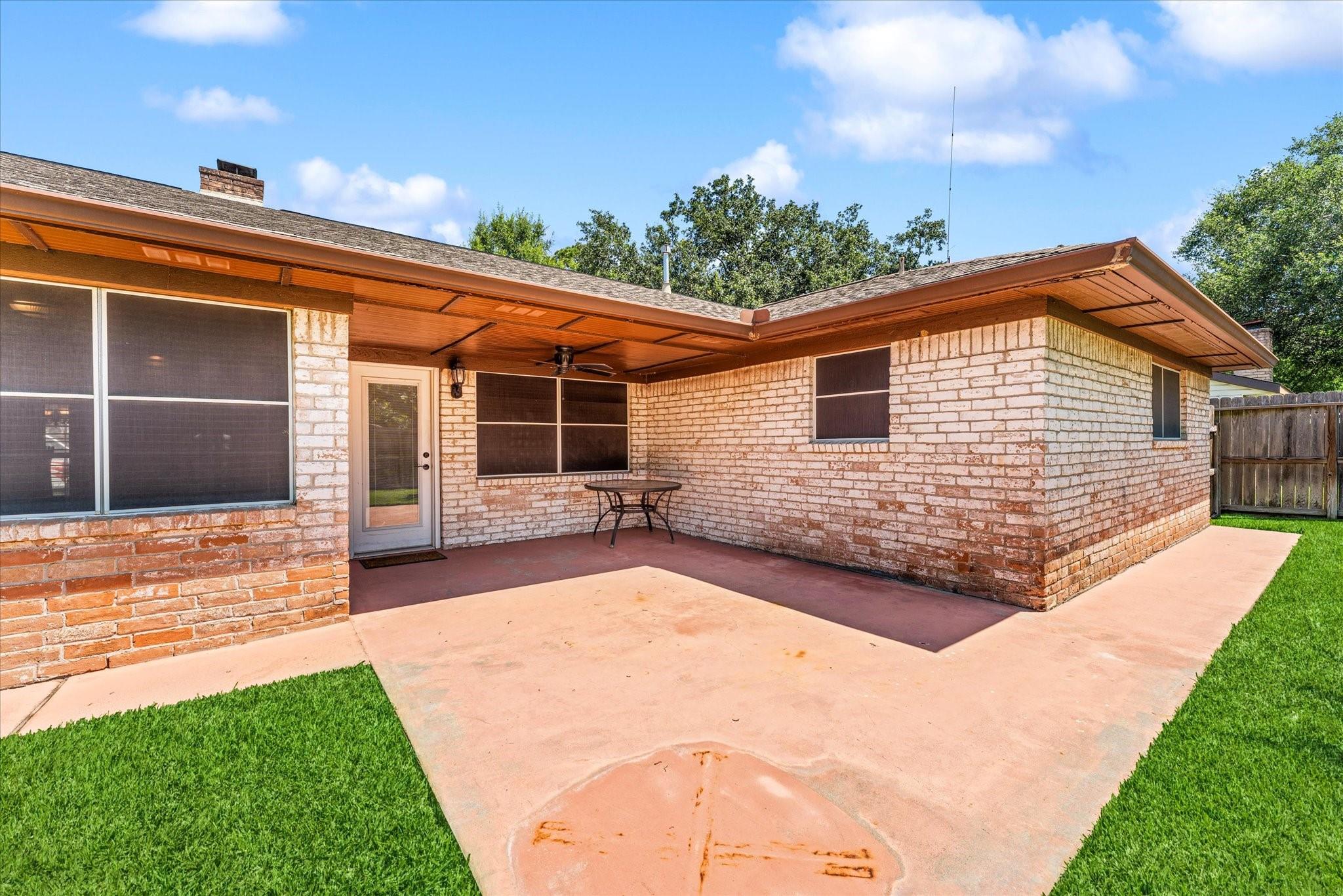 4711 Carbrook Court