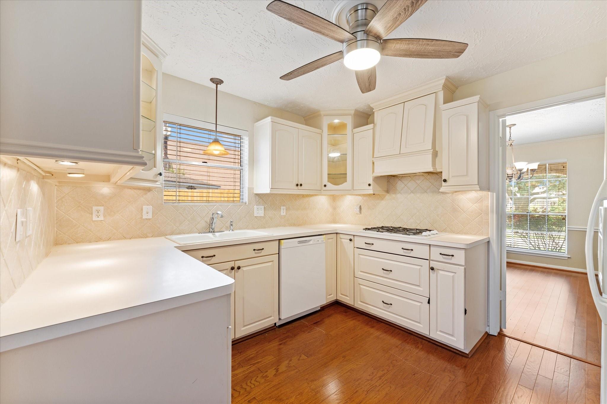 4711 Carbrook Court