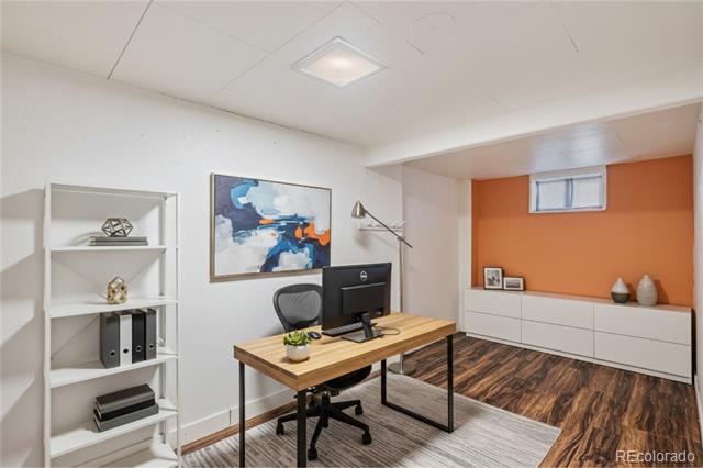 1559 Elm Street