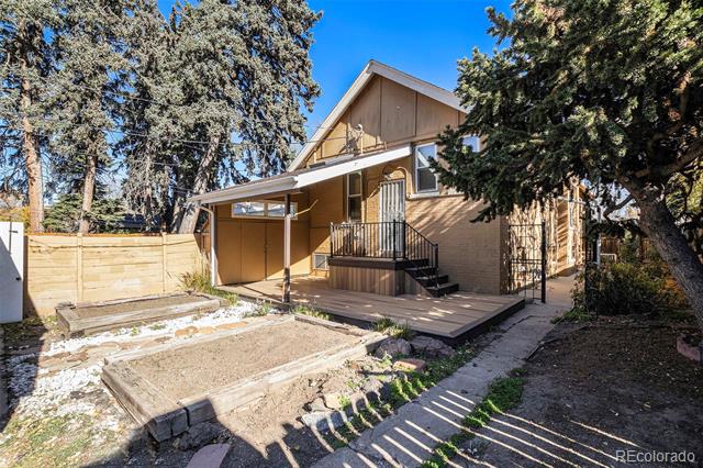 1559 Elm Street