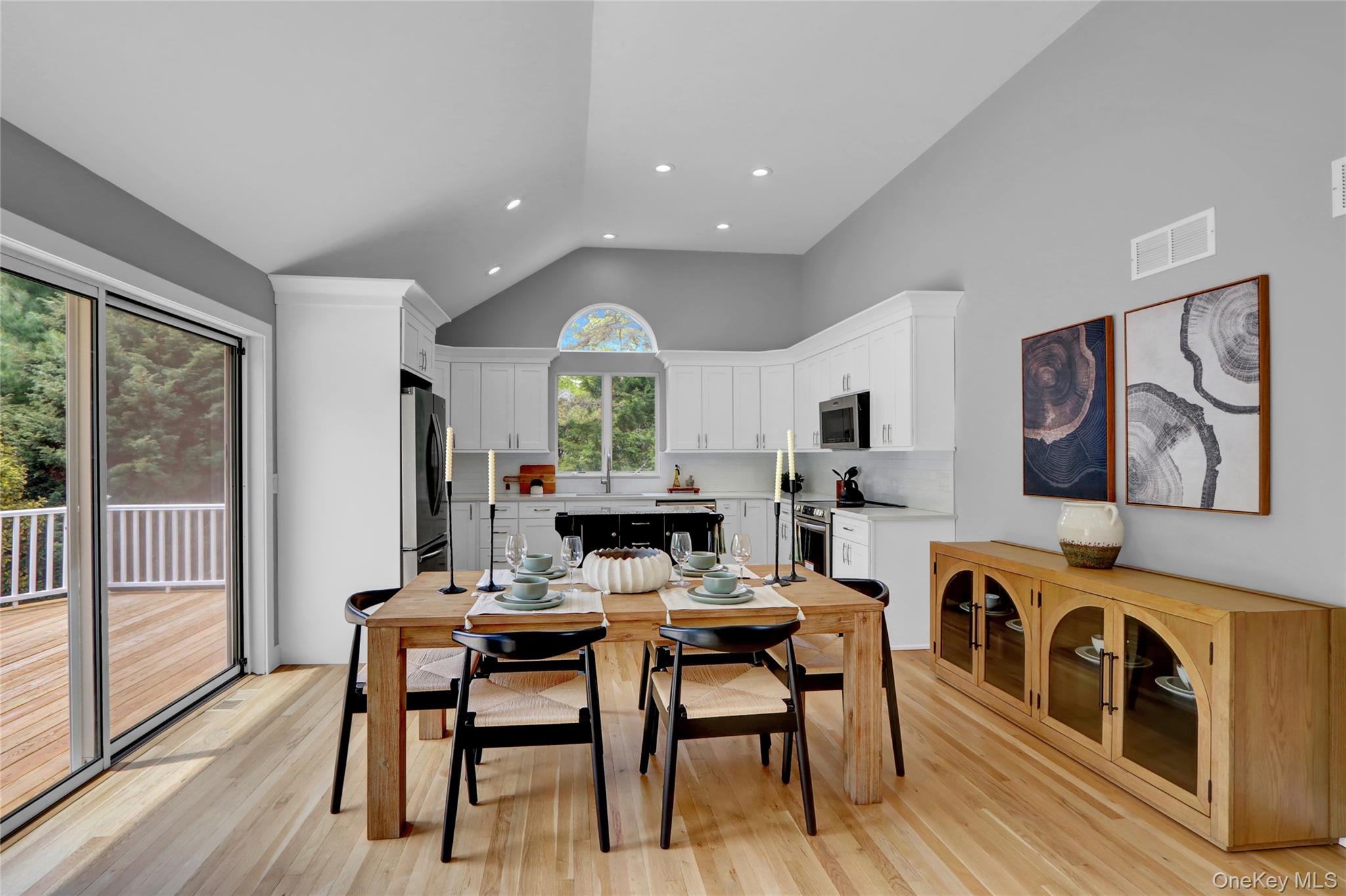 23 Red Creek Circle