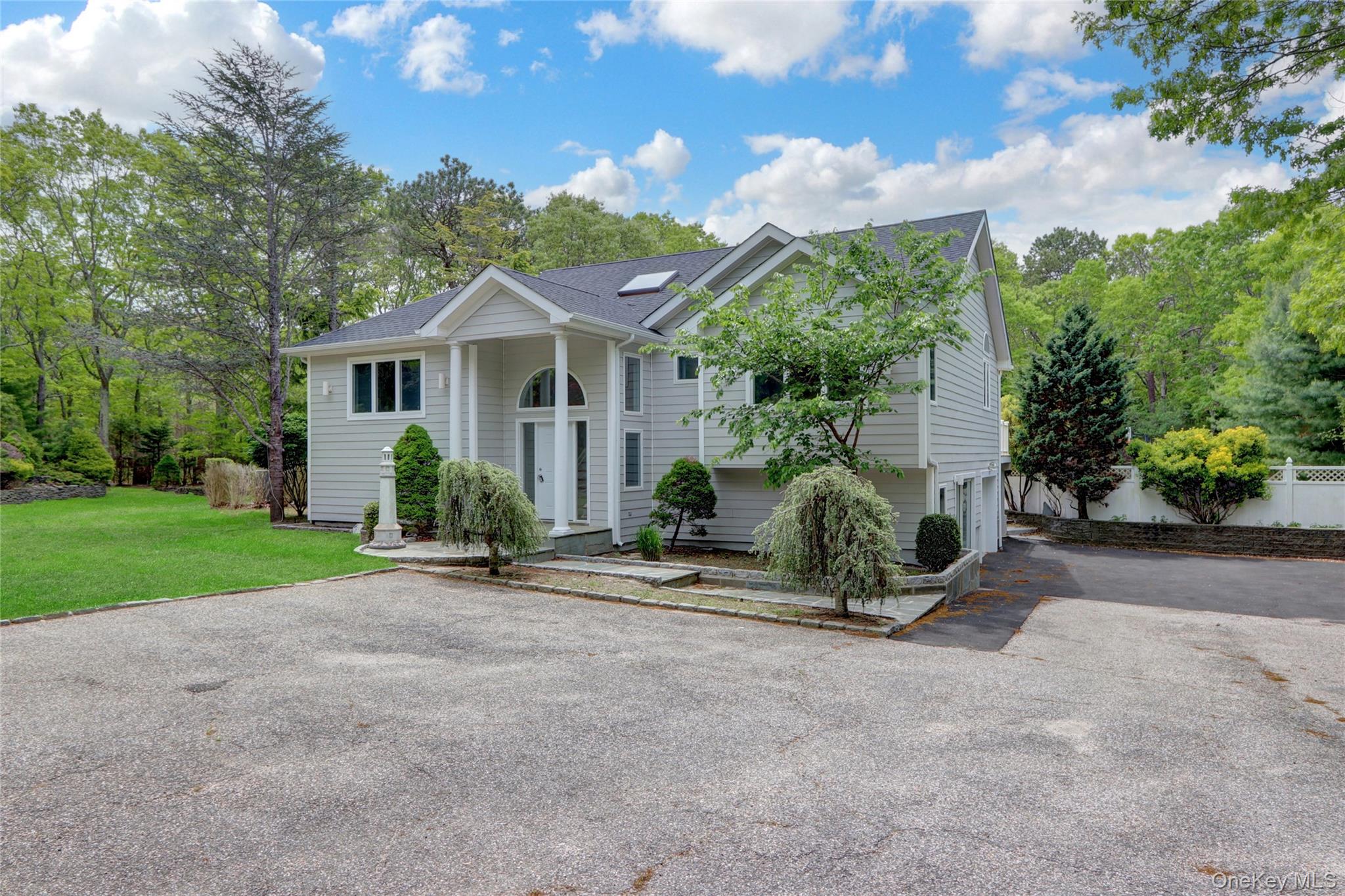 23 Red Creek Circle