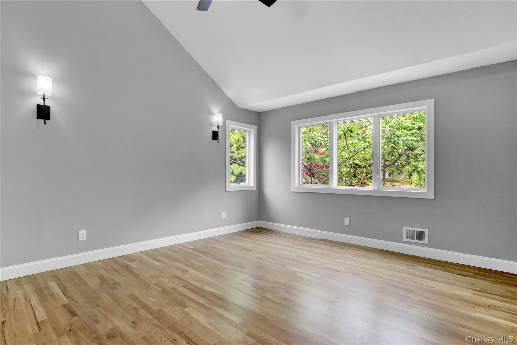 23 Red Creek Circle