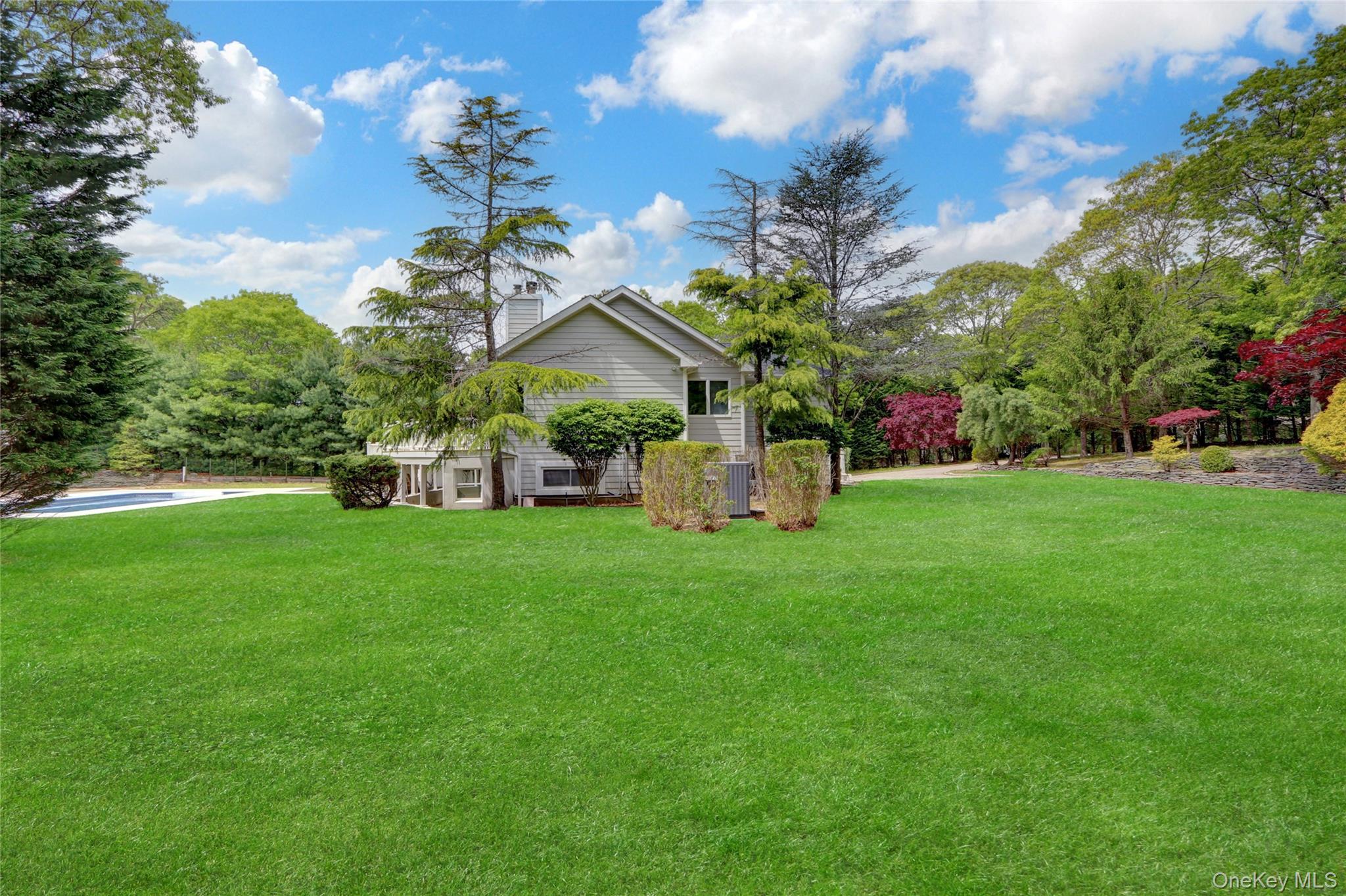 23 Red Creek Circle