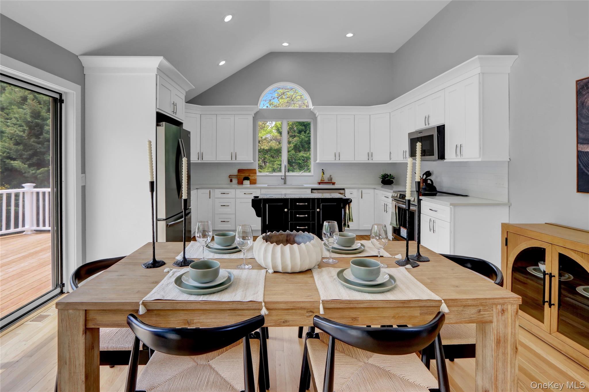 23 Red Creek Circle