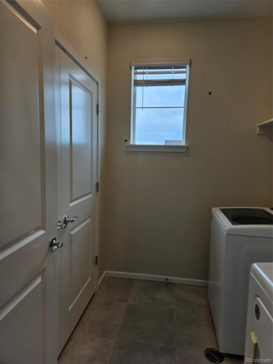 23871 E 40th Avenue