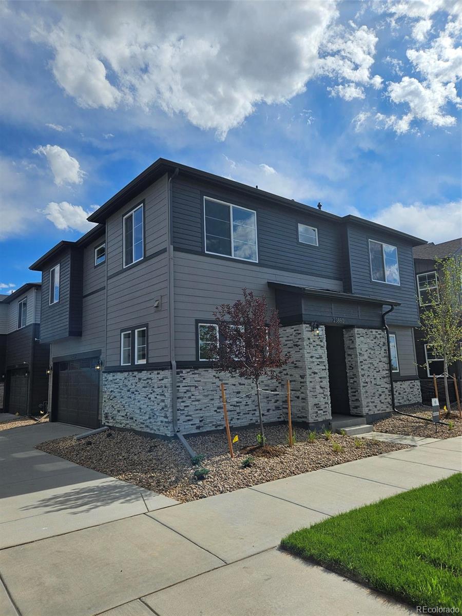 23880 E 41st Avenue