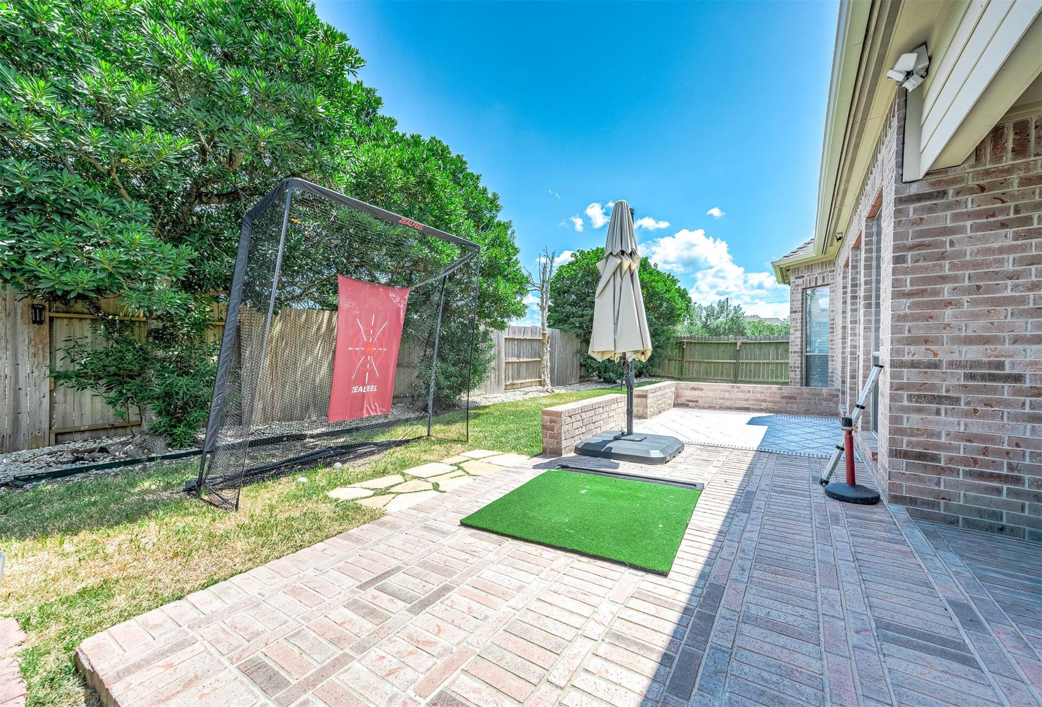 2313 Lilac Breeze Lane