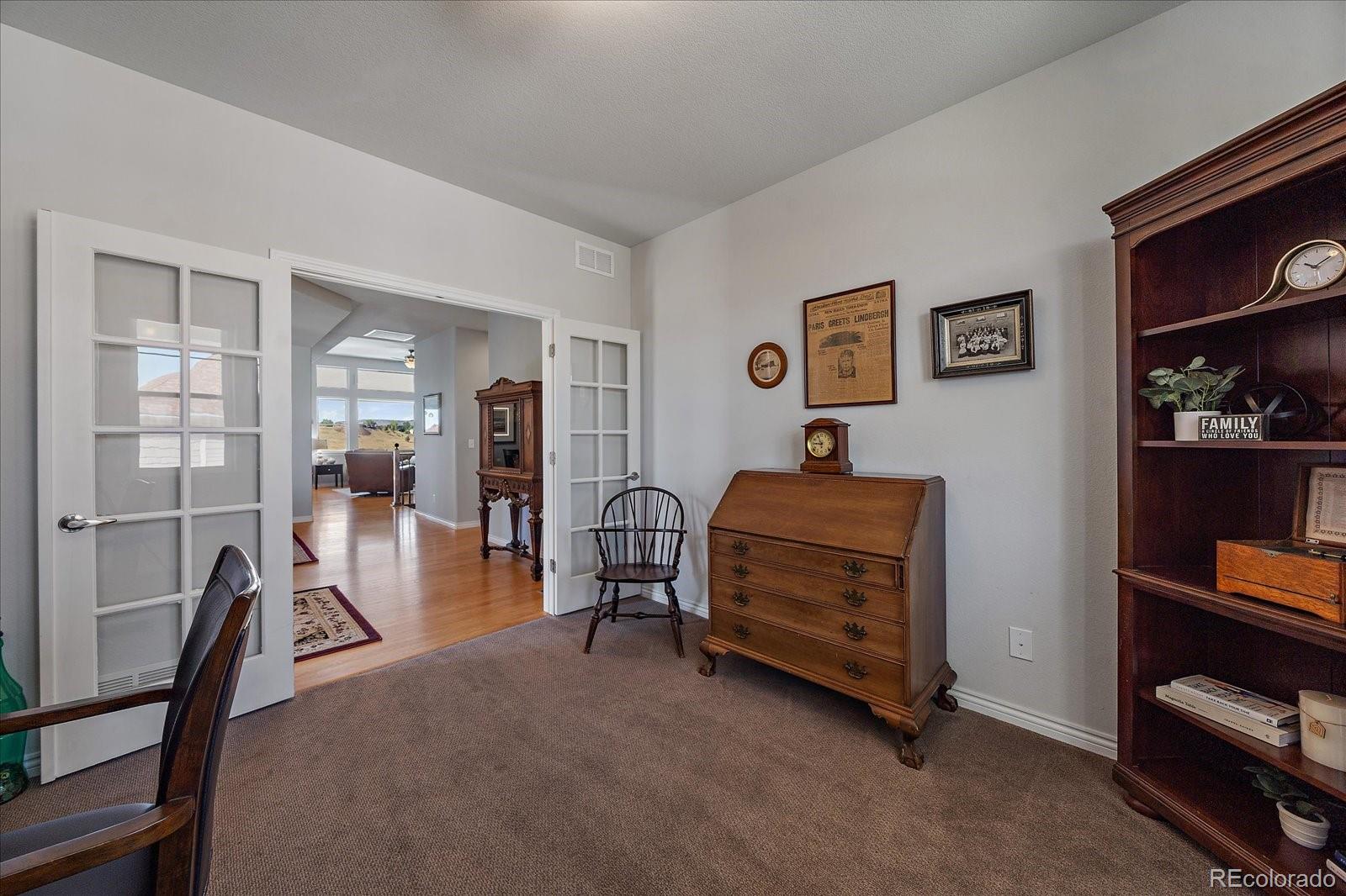 8412 Quaker Circle