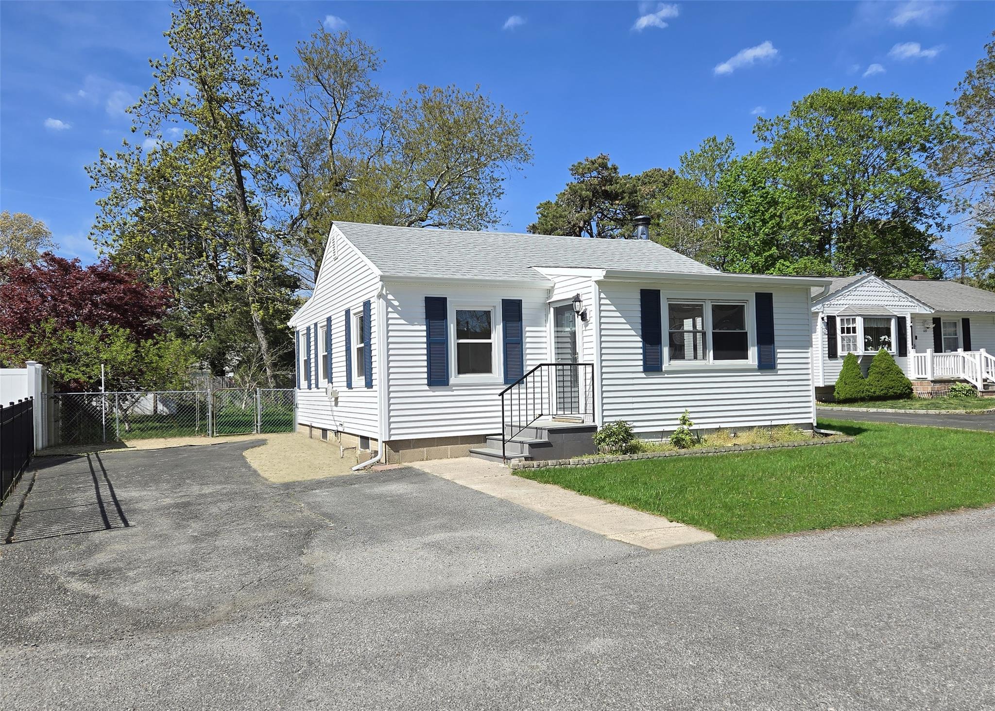 107 Cedar Street