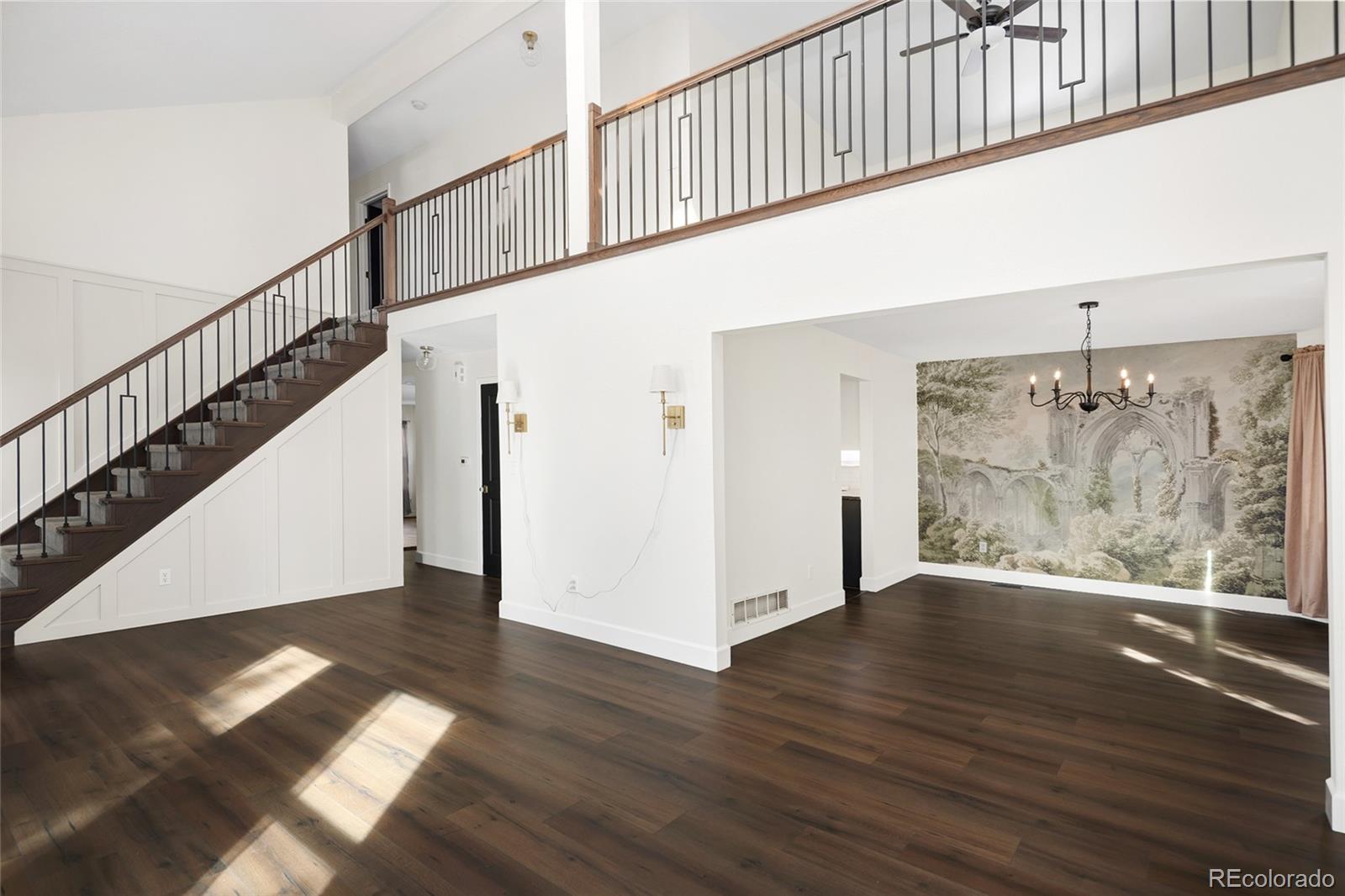 10956 W Polk Drive