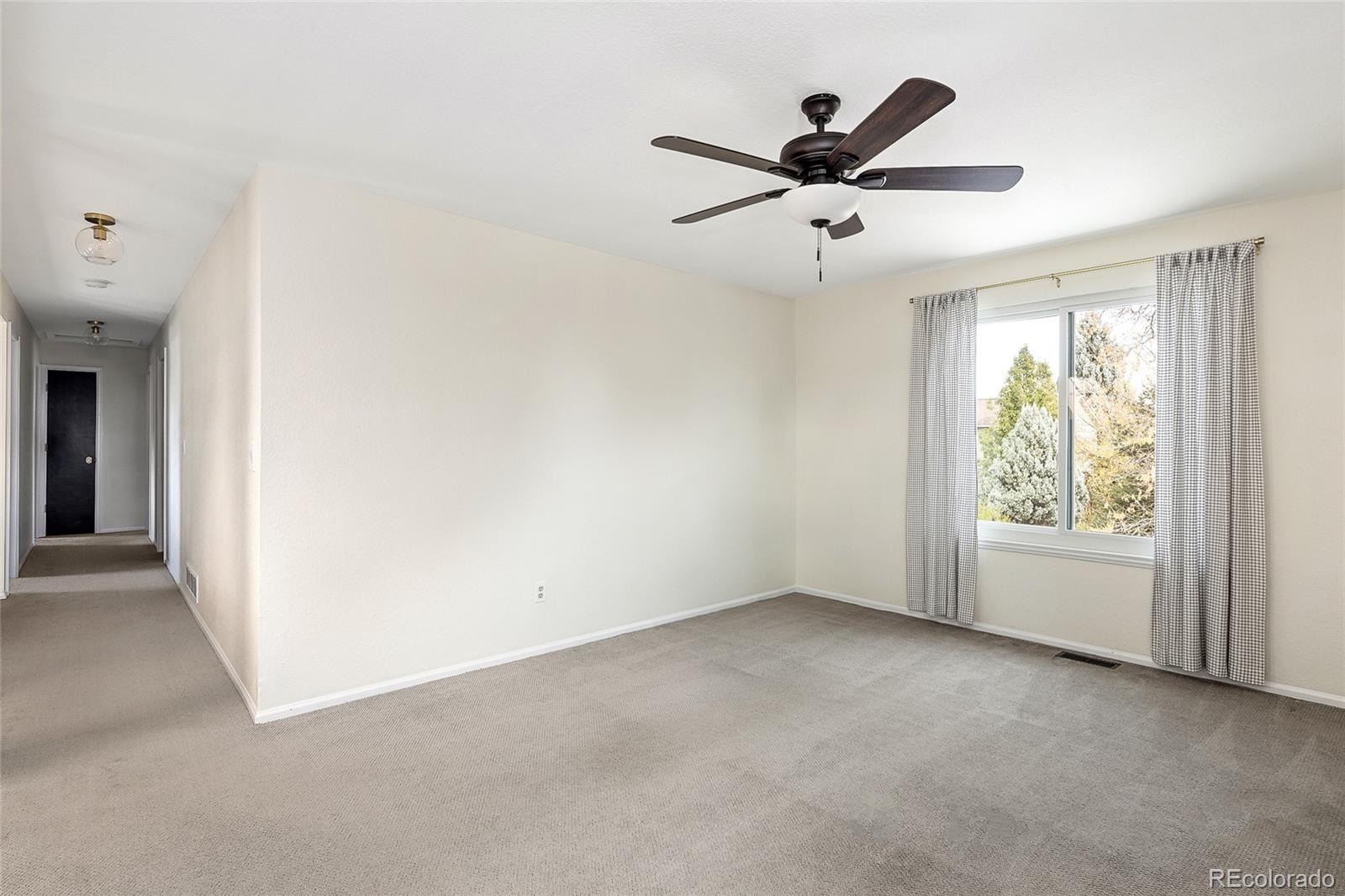 10956 W Polk Drive