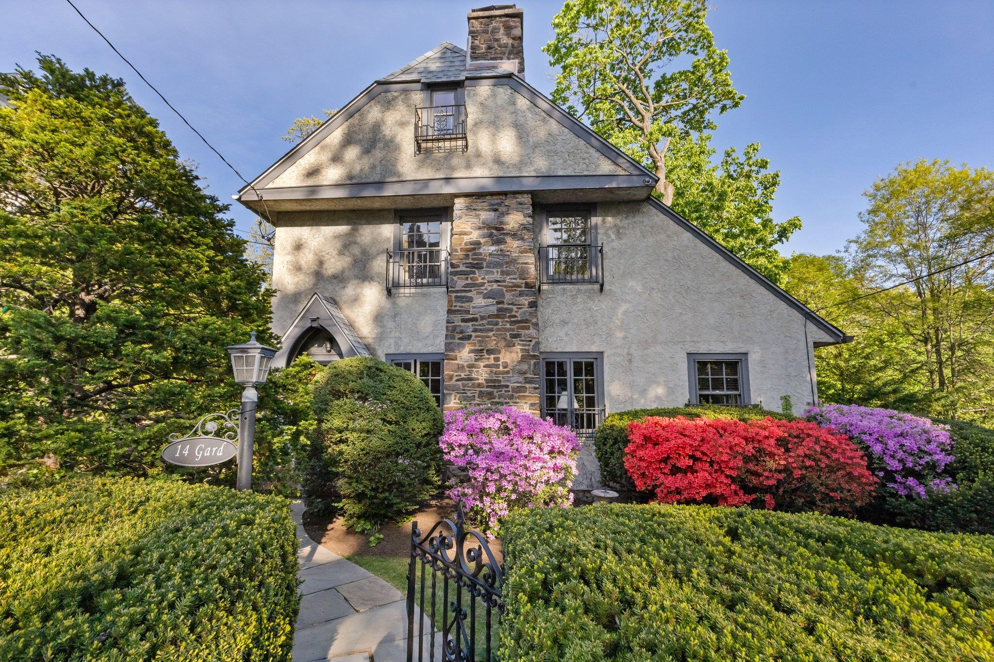 14 Gard Avenue