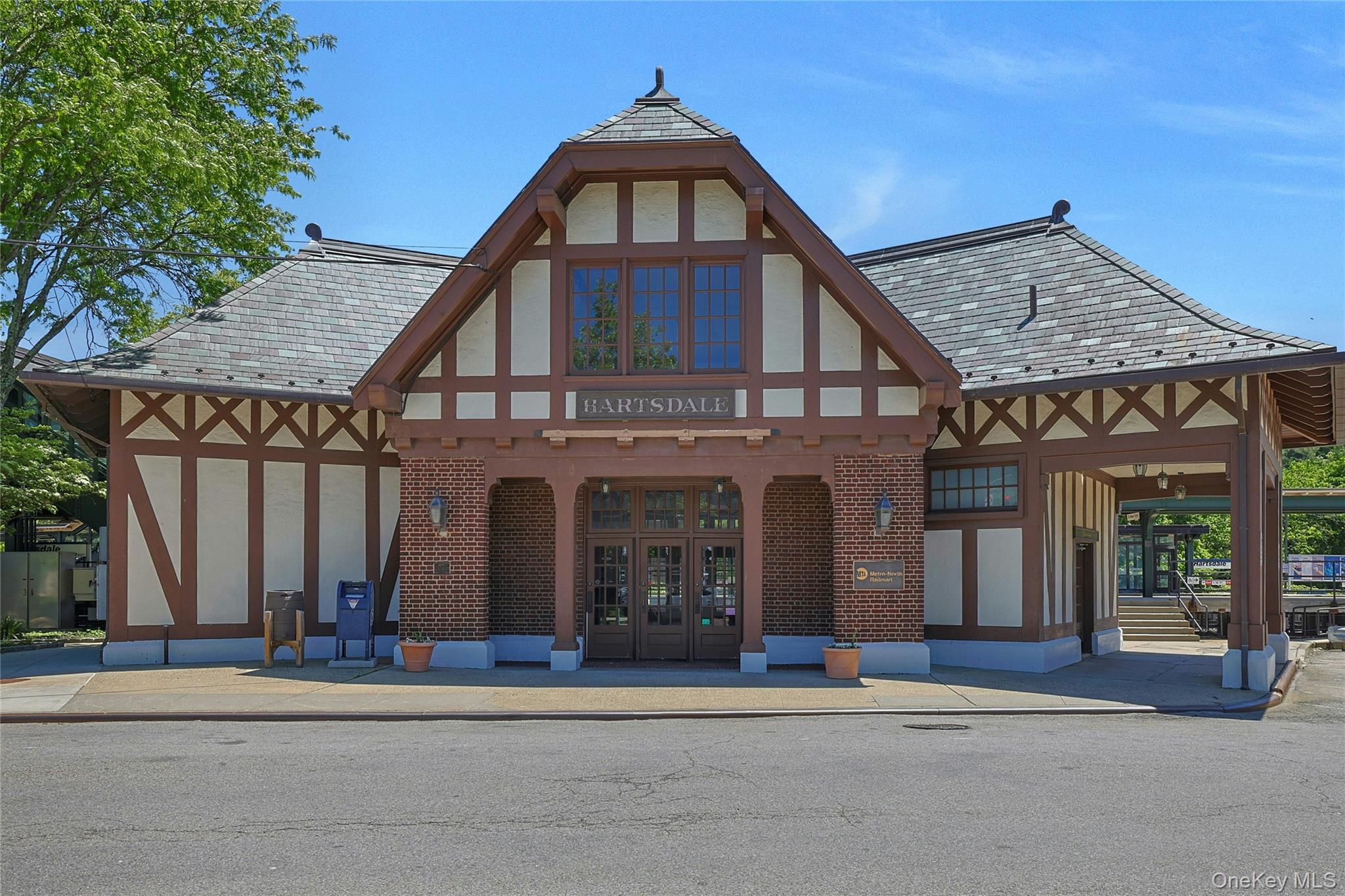 68 E Hartsdale Avenue Unit: 4J