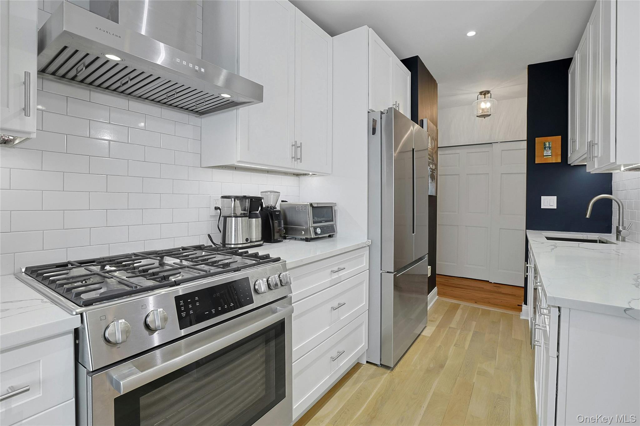 68 E Hartsdale Avenue Unit: 4J