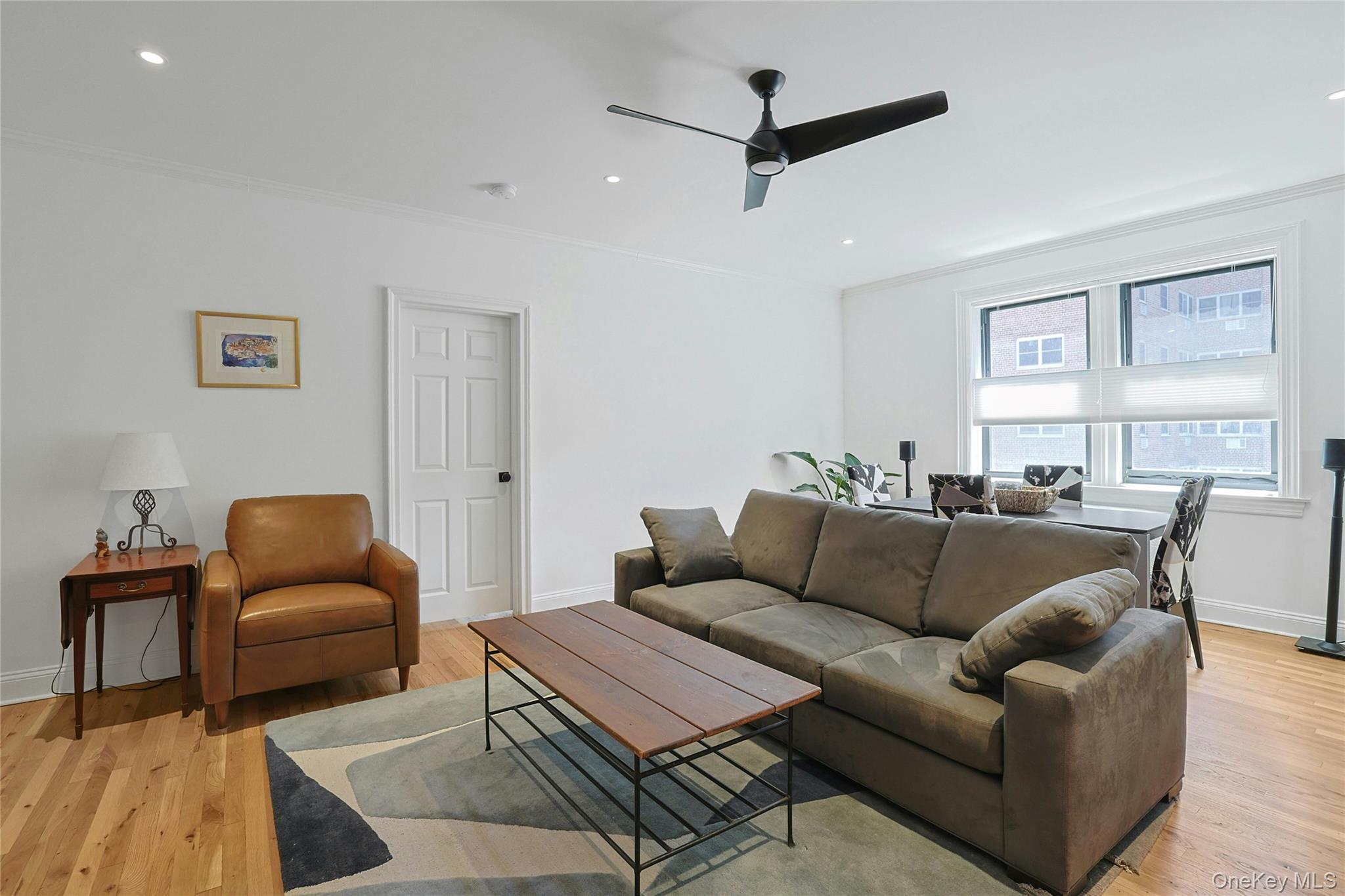 68 E Hartsdale Avenue Unit: 4J