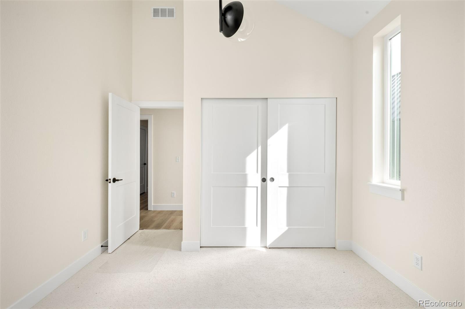 5781 W 91st Place