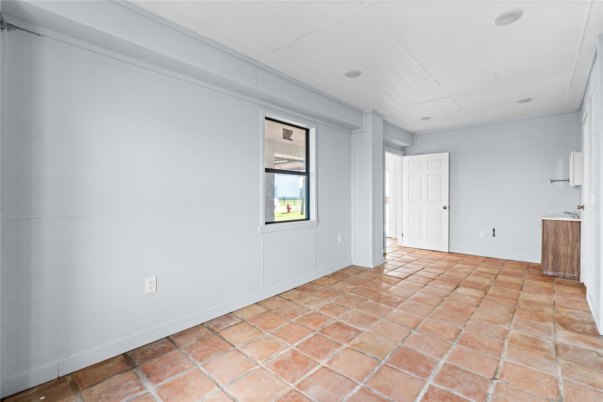 645 3rd Street