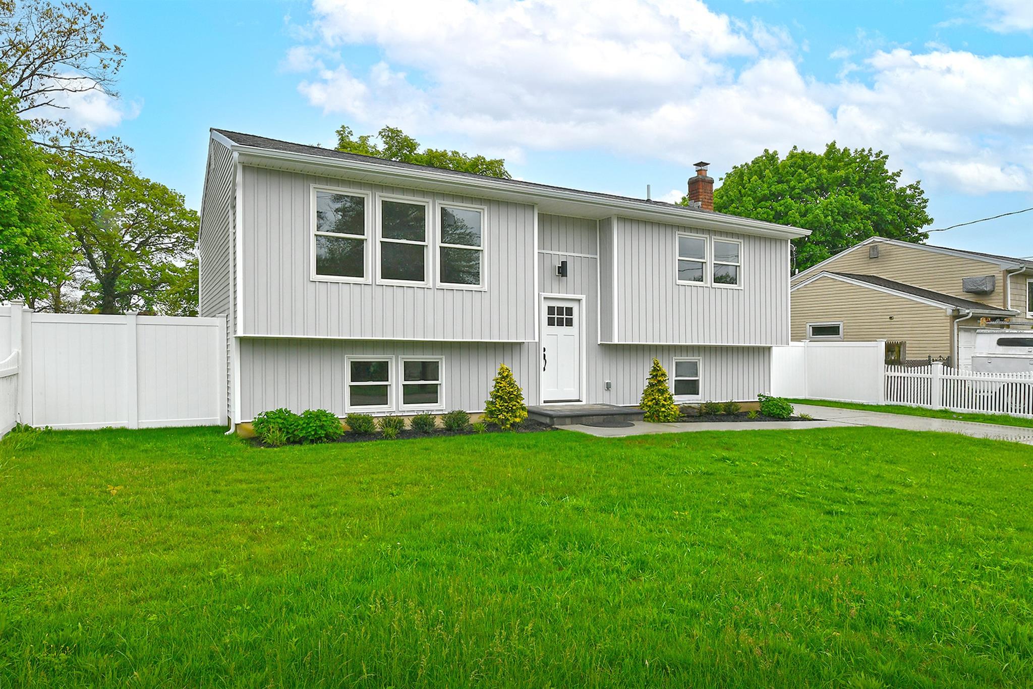 688 Elmwood Road
