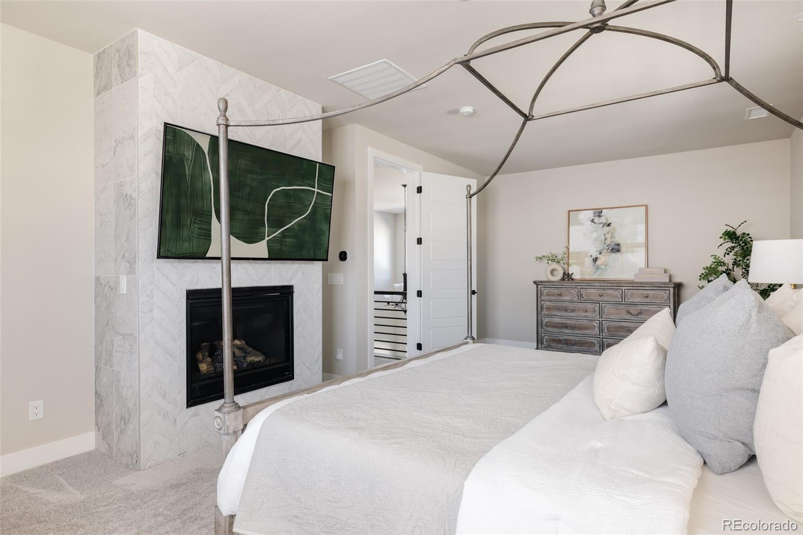 1125 Brotherton Point
