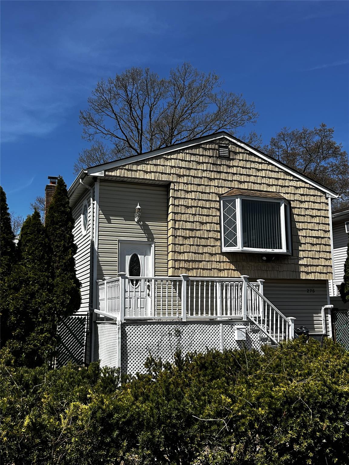 275 Beachview Street