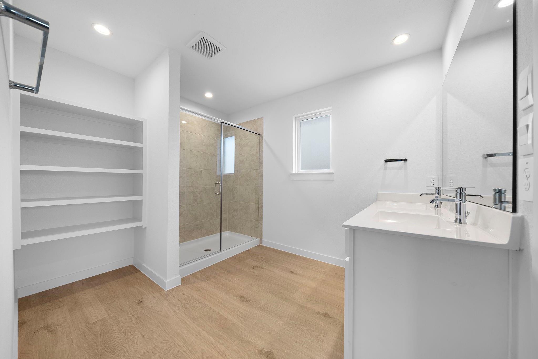 3819 Pierce Place Lane