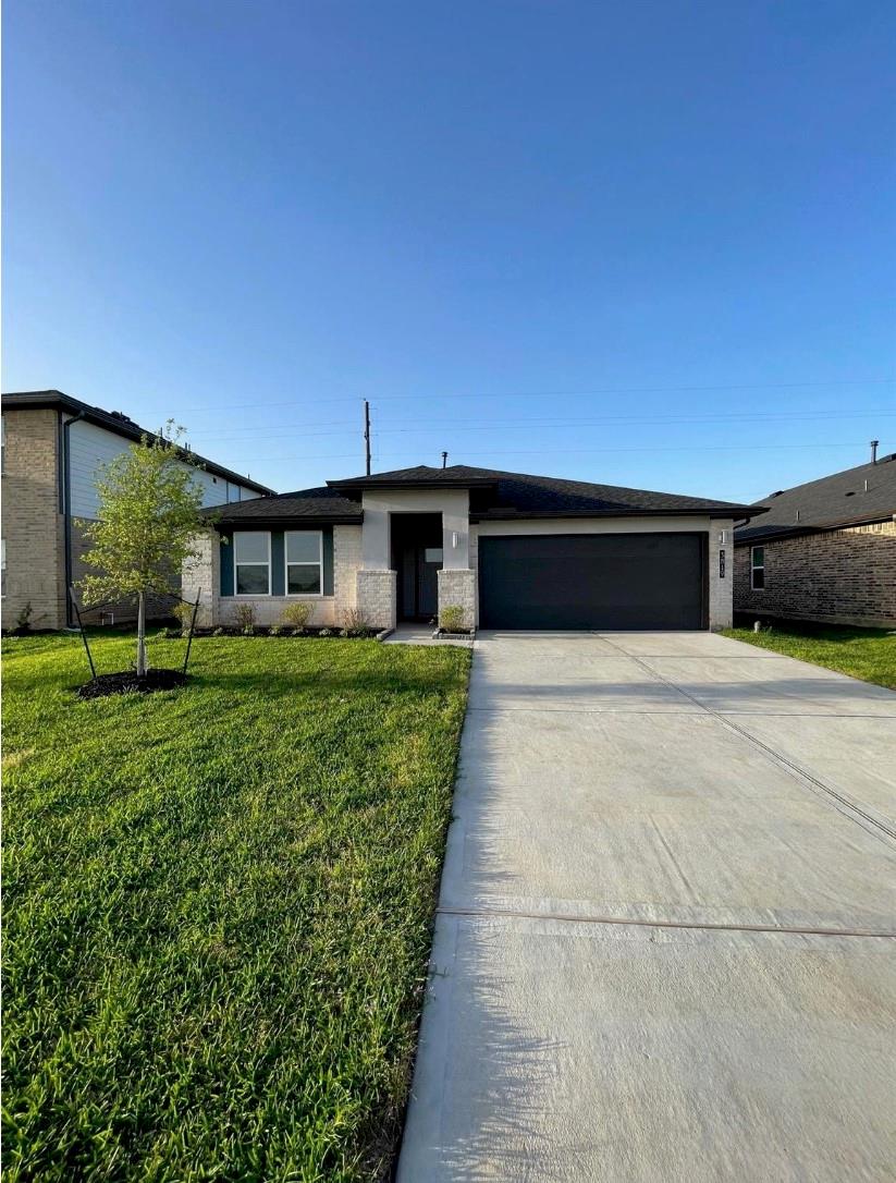 3819 Pierce Place Lane