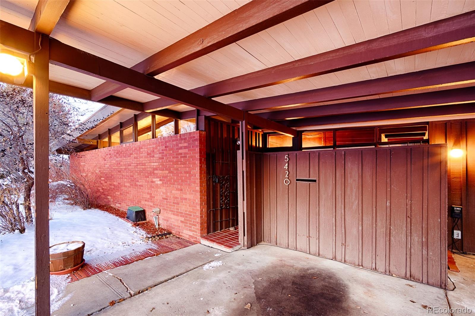 5420 Manitou Road