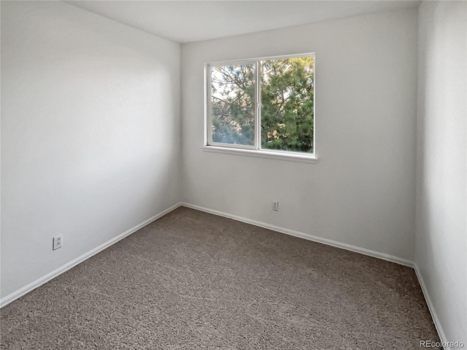1256 S Zeno Circle