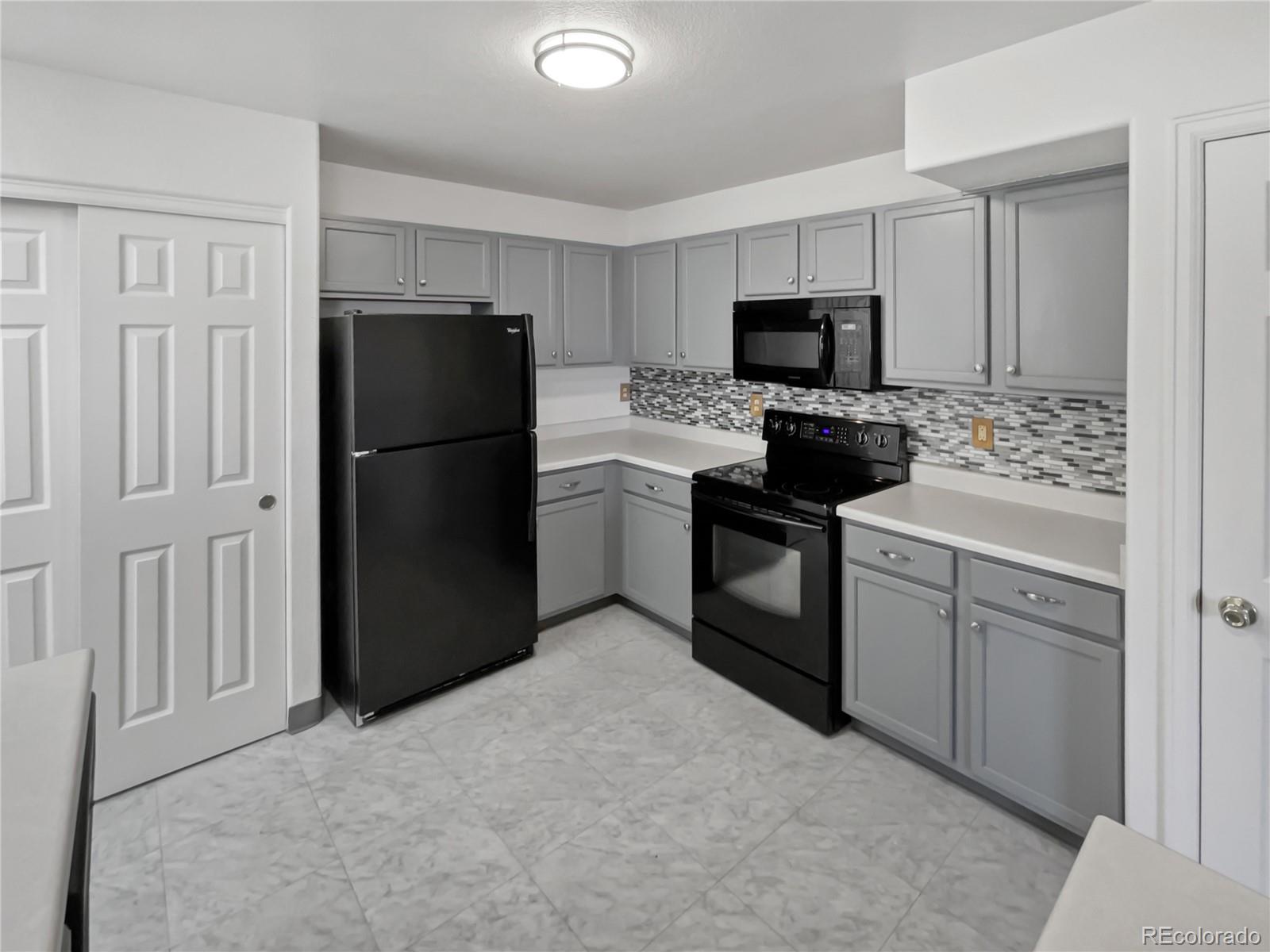 1256 S Zeno Circle