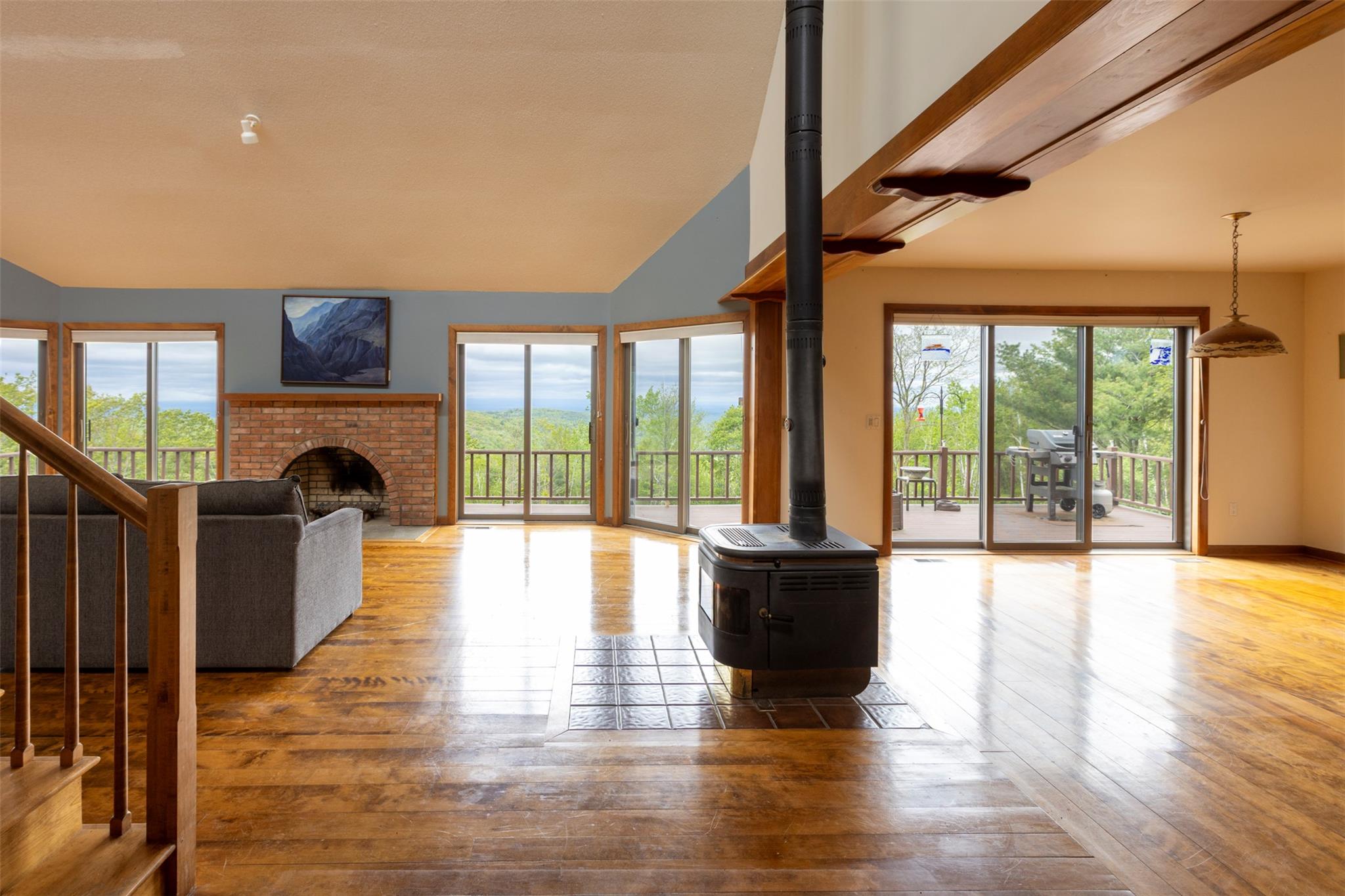 25 Ridge Road