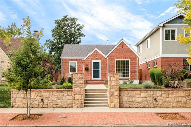 2211 Lowell Boulevard