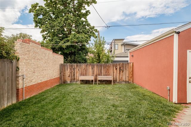 2211 Lowell Boulevard