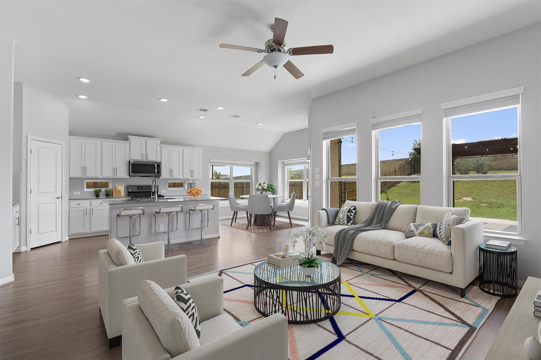 708 Hereford LOOP